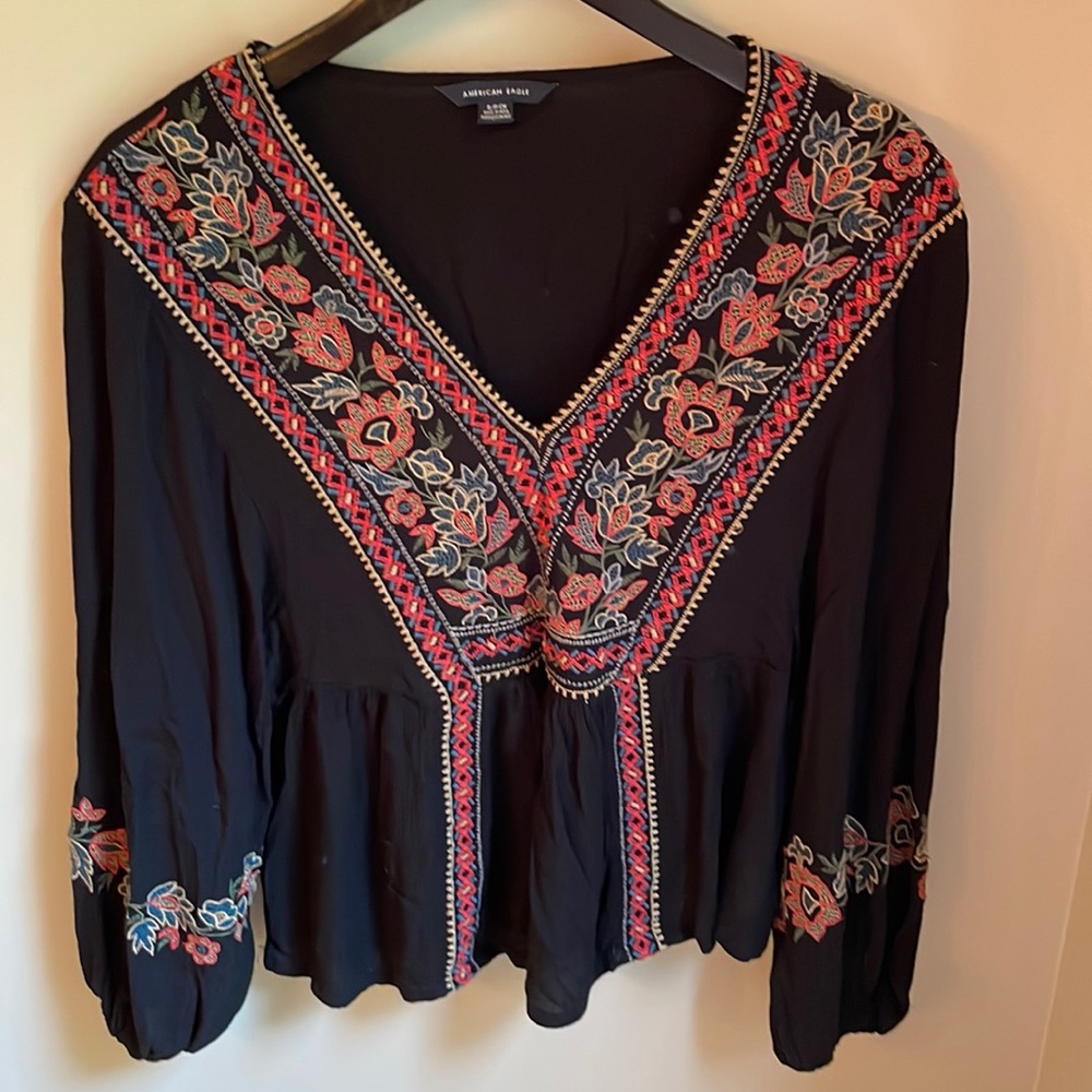 American Eagle top